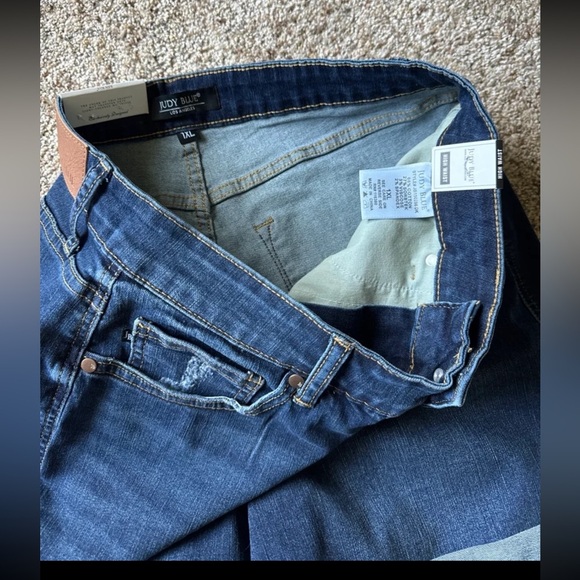 NWT Judy Blue Tummy Control High Waist Cool Denim Shorts, style 150286 
size 1XL - Picture 9 of 12